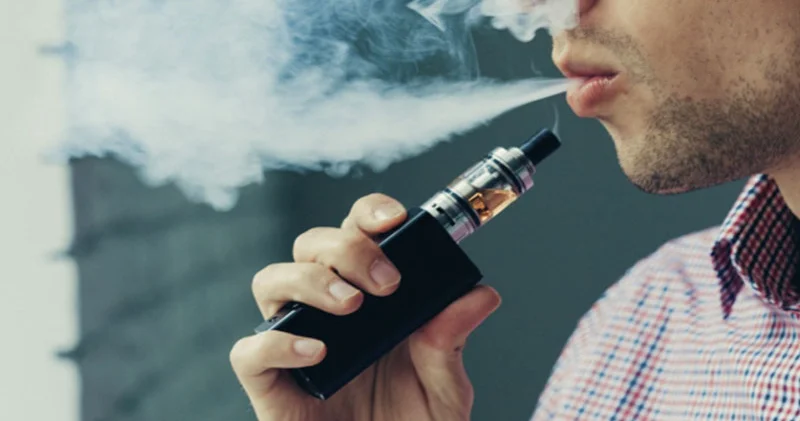 Elektron siqaretlər adi siqaretlərdən fərqlənmir Professor