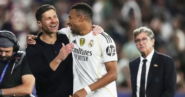 Meydanda ən çox vaxt keçirən futbolçular kimlərdir?