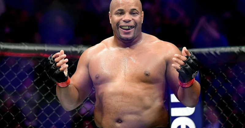 Kormye, iştirakı ilə Ağ Evdəki UFC tədbirini möhtəşəm edəcək döyüşçünün adını çəkib