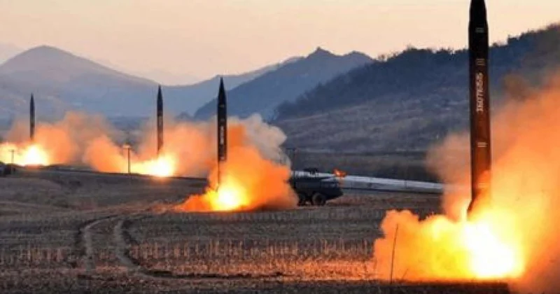 Rusiya nüvə raketlərini hazır vəziyyətə gətirdi: Putin nə istəyir?