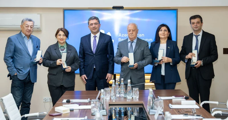 Состоялось заседание Наблюдательного совета Агентства развития медиа Азербайджана по итогам года (ФОТО)