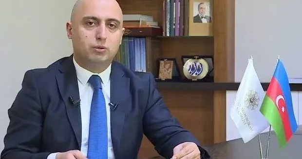 Emin Əmrullayevin birinci sinifdəki kitabları ağır idi, yoxsa indiki uşaqların kitabları? CAVAB