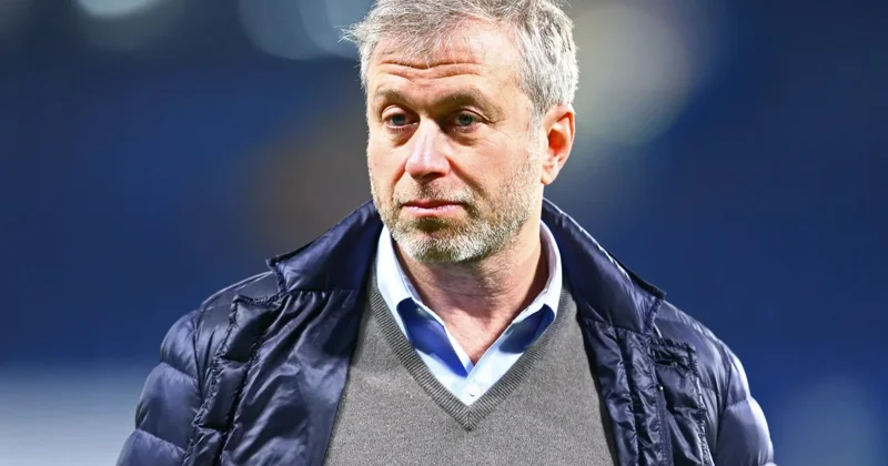 Britaniya Abramoviçdən “Çelsi”nin satışından əldə olunan 2.5 mlrd. funt sterlinqin Ukraynaya köçürülməsini tələb edir