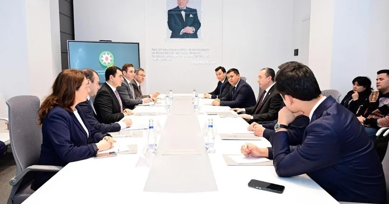 Mədəniyyət naziri Adil Kərimli Özbəkistan nümayəndə heyəti ilə görüşüb