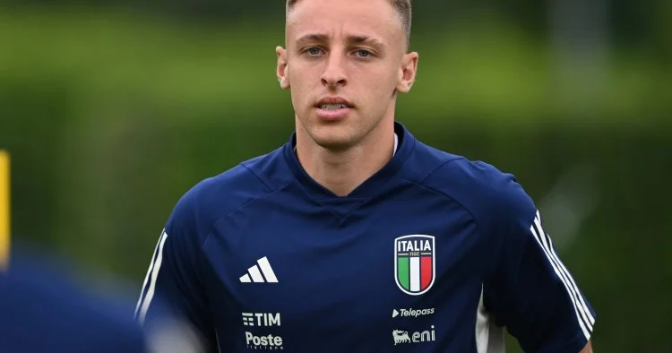 Liverpul İtaliya millisinin üzvü ilə maraqlanır