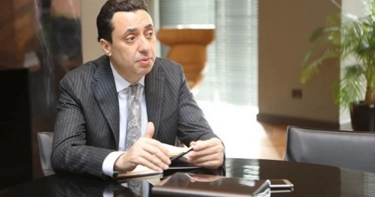 Qapını kəsdirən istefa azarkeşlər dəyişiklik istəyir, Ehtiram Quliyev səbir edir