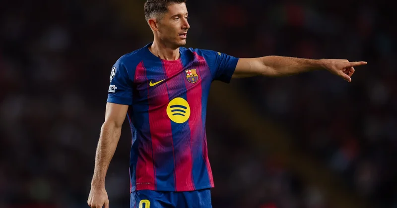 “Çikaqo Fayr” Levandovski ilə danışıqlara başlayıb