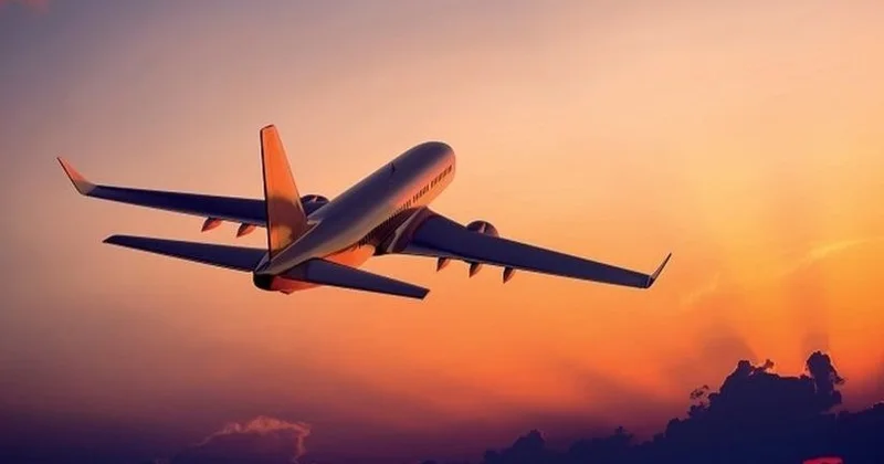 Qazaxıstanda sərnişin təyyarəsi HƏYƏCAN SİQNALI verdi Salonda tüstülənmə