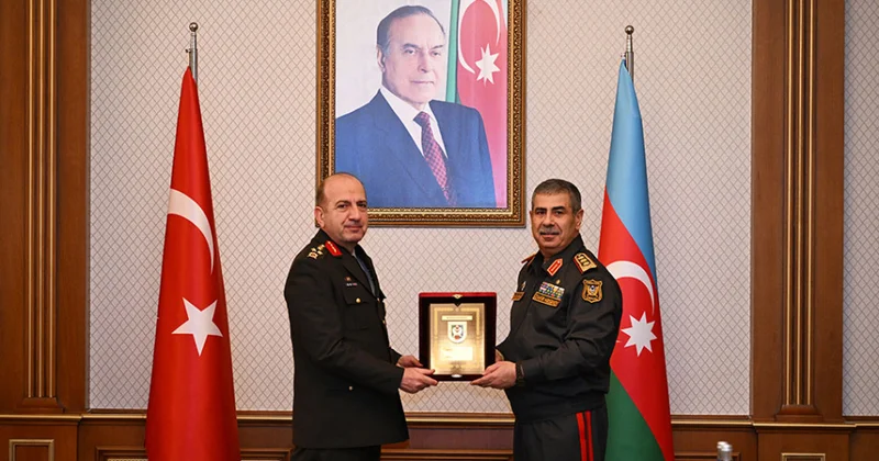 Azərbaycan müdafiə naziri Türkiyə hərbi heyətini qəbul edib FOTO
