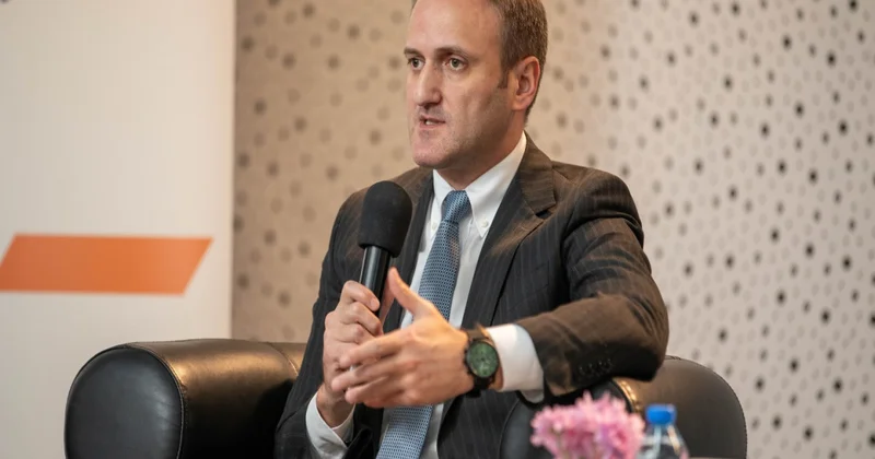 ƏƏSMN şöbə müdiri: Qanuna edilən dəyişiklik atalıq məzuniyyətindən istifadəyə şərait yaradacaq