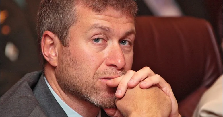 Стармер обязал Абрамовича передать Украине миллиарды от продажи Челси Minval Politika