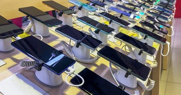 Ценам на смартфоны предсказали взлет в 2026 году