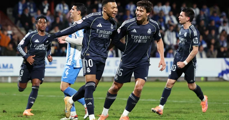 3 cü liqa komandası matçın sonlarında Real a 2 qol vurdu