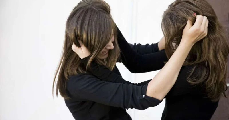 Katibə sevgilisinin arvadının iş yerinə hücum etdi Polis işə qarışdı