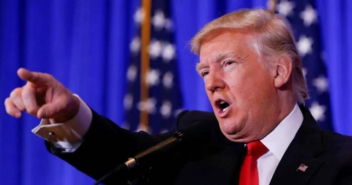 Tramp Venesuelanı oğurluqda ittiham edir