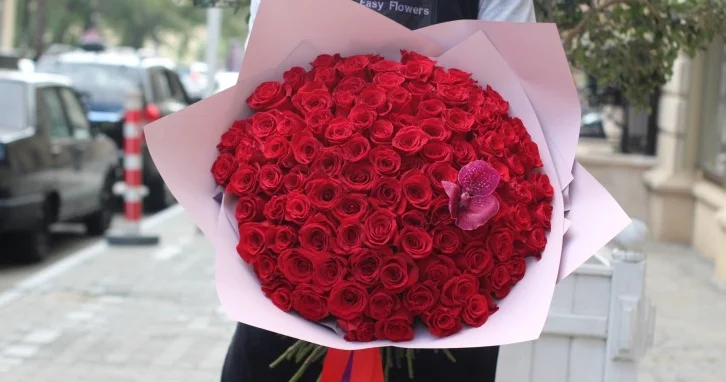 Nazirlik 13 minlik gül alır