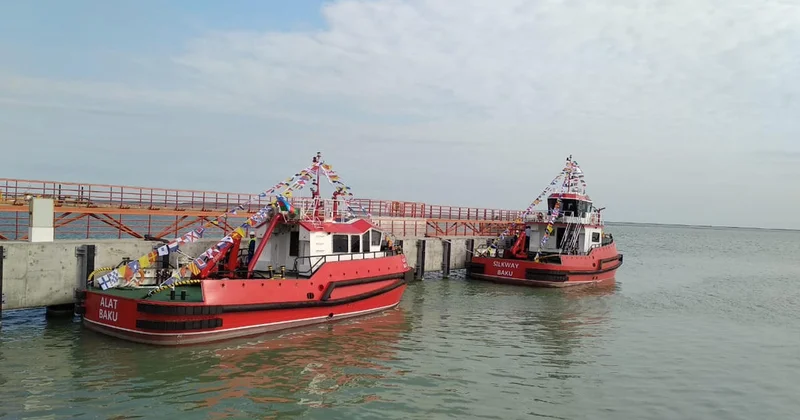 В Азербайджане по делу о контрабанде сигарет арестованы капитан судна, матрос и механик Minval Politika