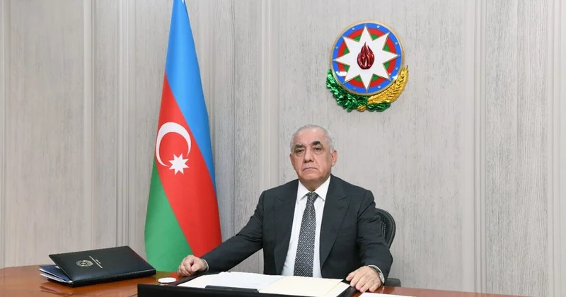 Əli Əsədov iki qərar imzaladı