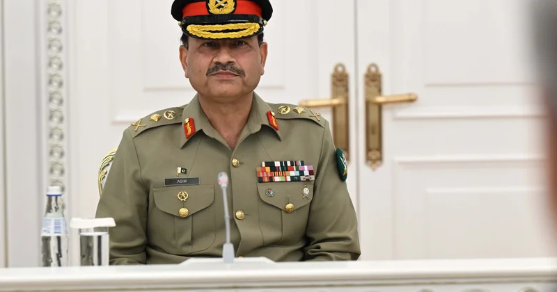 К Трампу едет фельдмаршал