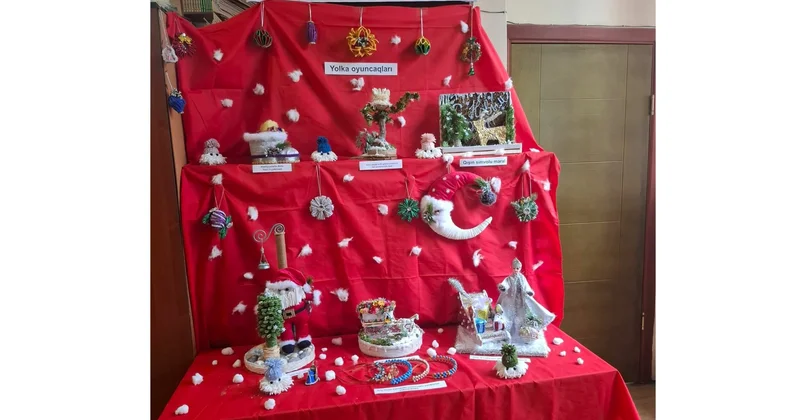 Kitabxanada Fəxri oxucunun Yeni ilə həsr olunmuş sərgisi açıldı