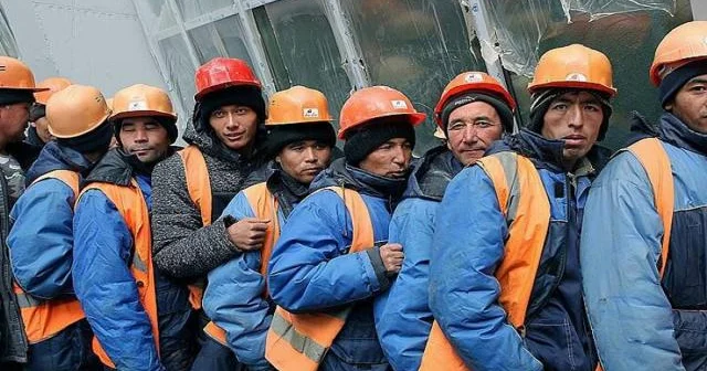 Onları qəbul etmirlər, amma onlarsız da olmur