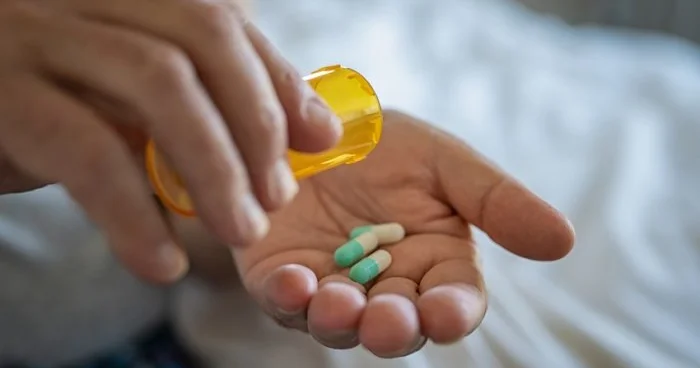 Ağrıkəsicidən istifadədə ehtiyatlı olun: Həkimdən ÇAĞIRIŞ