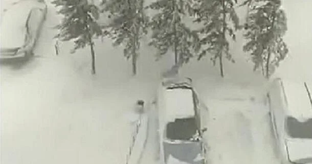 На Казахстан обрушилась сильная снежная буря ВИДЕО