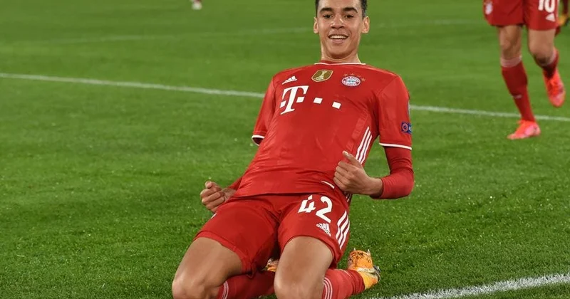 Musiala yaşıl meydanlara qayıdır