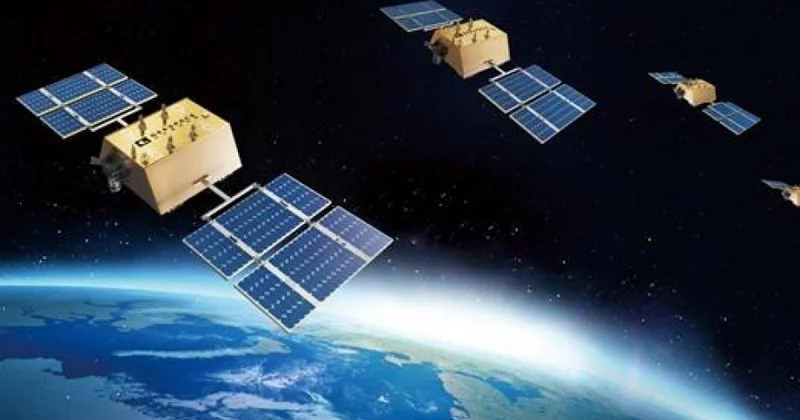 Peyklər orbitdə sıxlıq səbəbindən hər 2,8 gündən bir toqquşa bilər