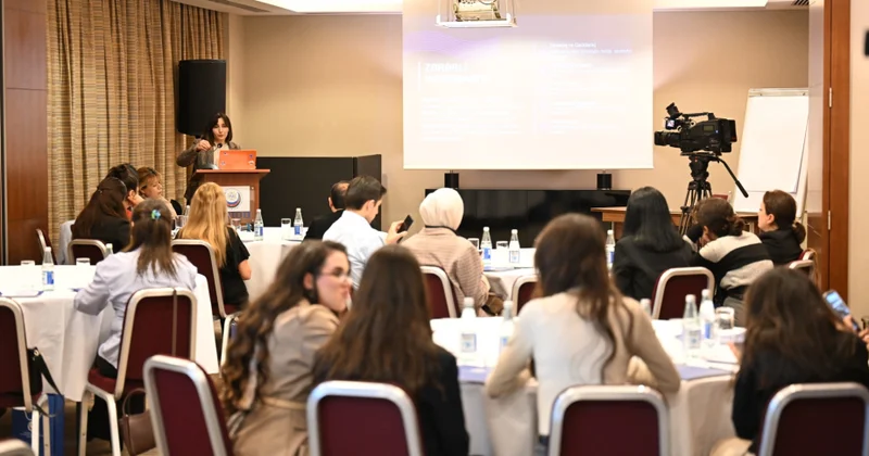 Jurnalistlər üçün “Uşaq hüquqları: Mediada həssas yanaşma” mövzusunda təlim keçirilib