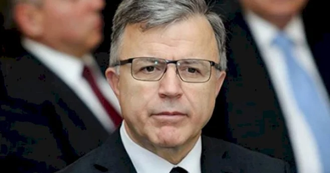 Keçmiş nazirin dövlətə borcu 5 dəfə artdı