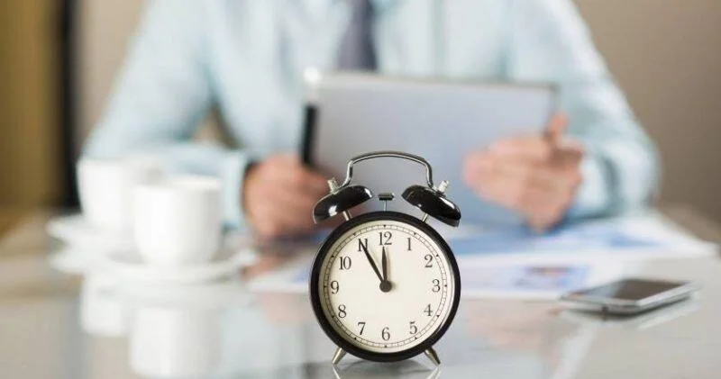 Saatlıq iş rejimi olacaq Maaşlar fərqli hesablanacaq AÇIQLAMA