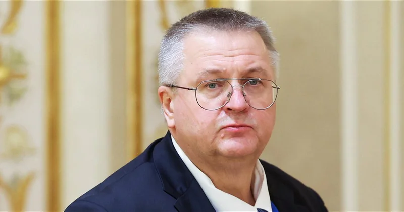 СМИ: Алексей Оверчук находится в Армении с визитом