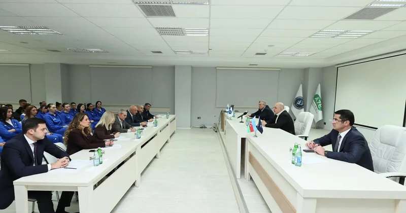 AVF rəhbərliyi millinin İslamiadadakı gümüş medalını yüksək dəyərləndirib FOTO