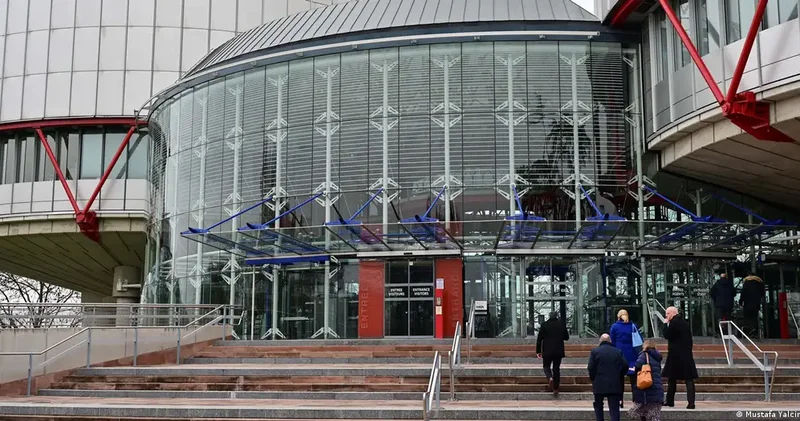 “Strasburq Rusiyanın müxalifətə qarşı sistemli repressiyalar apardığını təsdiqləyib“ “Deutsche Welle“