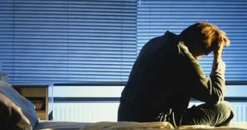 Depressiyanın altı simptomu demensiya riskini artırır