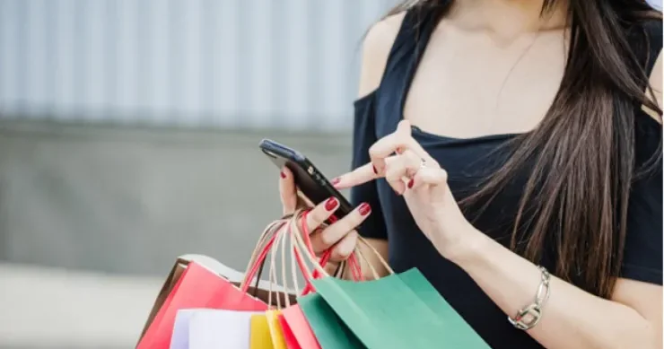 “Maaş alan gün heç kim gözümə görünmür” Sorğu iştirakçıları VİDEO