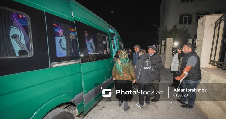 Жительница поселка Гырмызы Базар: Мы возвращаемся с улыбкой