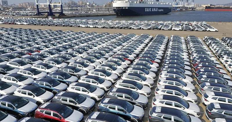 Автопром признали худшей отраслью России Minval Politika