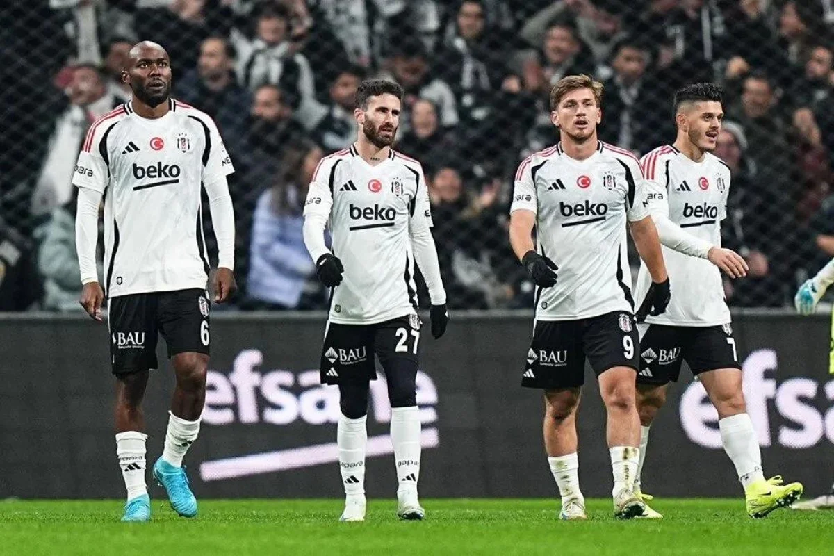 Super Liqa: “Beşiktaş”dan xal itkisi, “Başakşəhər”dən qələbə