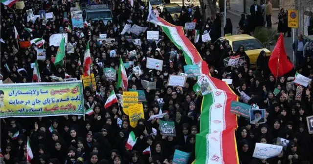 Reuters: “İran etirazlarında 5 min nəfər öldürülüb”