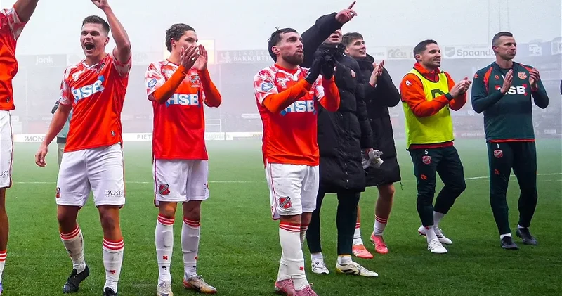 Кекчю сыграл в победном матче в Нидерландах