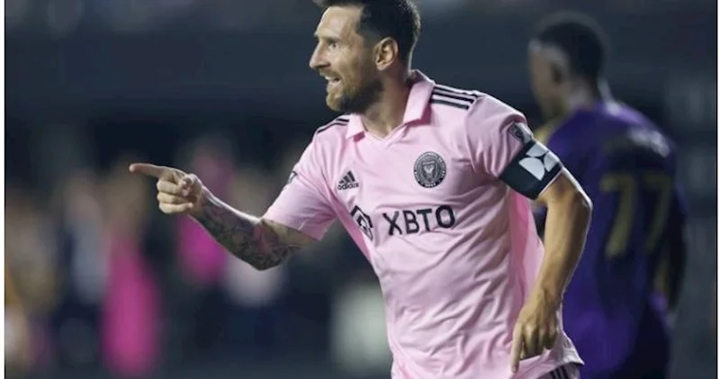 “Əl İttihad” klubunun sahibi Messiyə ildə 2,8 milyard təklif edib