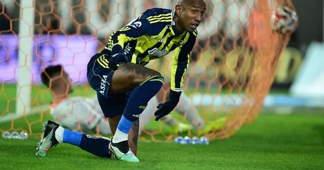 5 qol və Fənərbaxça nın qələbəsi Video