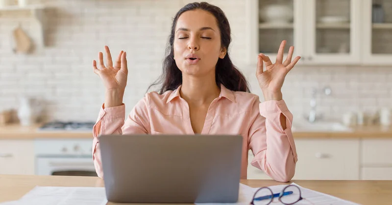 Ученые выявили необычное влияние медитации намозг