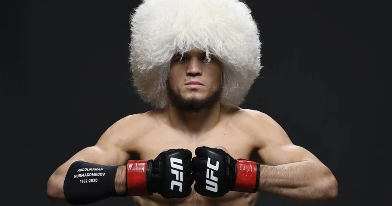 Umar Nurməhəmmədov: “UFC çempionu olmaq istəyirəm”