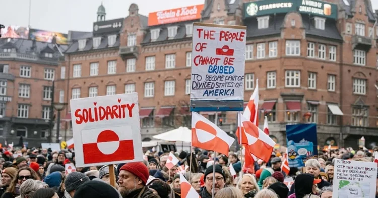 Kopenhagendə Qrenlandiyaya dəstək aksiyası keçirilib