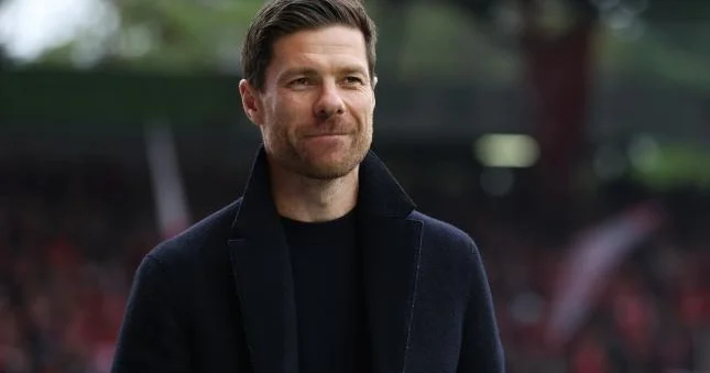 Xabi Alonso Bundesliqa klubunu çalışdıra bilər