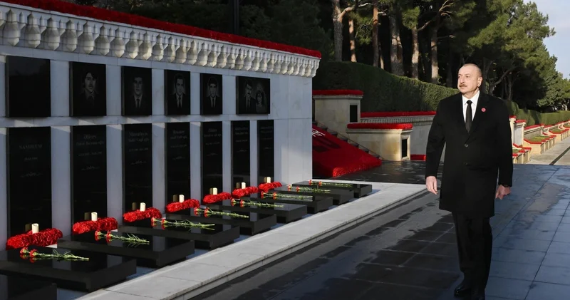 Prezident Şəhidlər xiyabanını ziyarət etdi