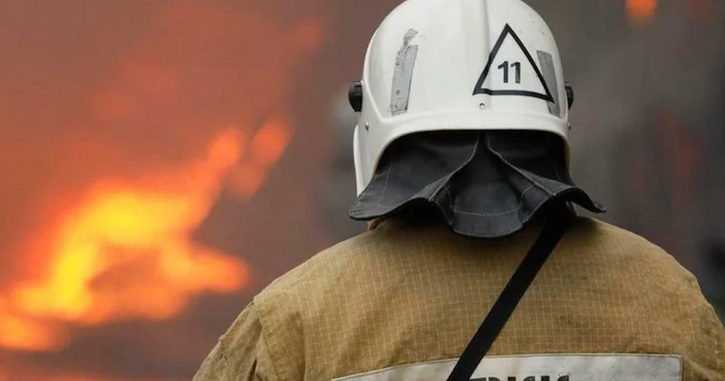 В Астане при пожаре в многоэтажном доме эвакуированы 23 человека